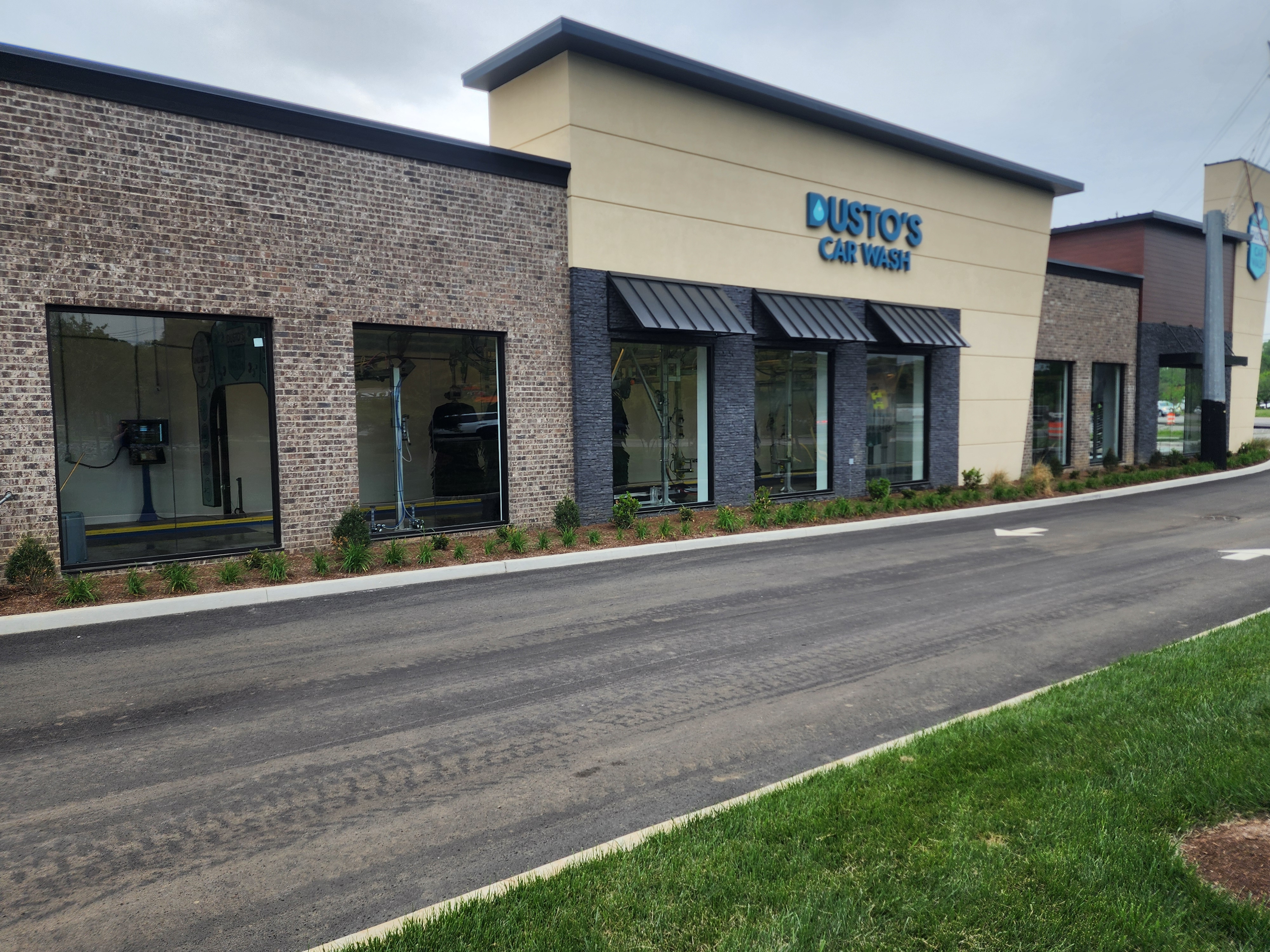 Dusto's commercial glass project